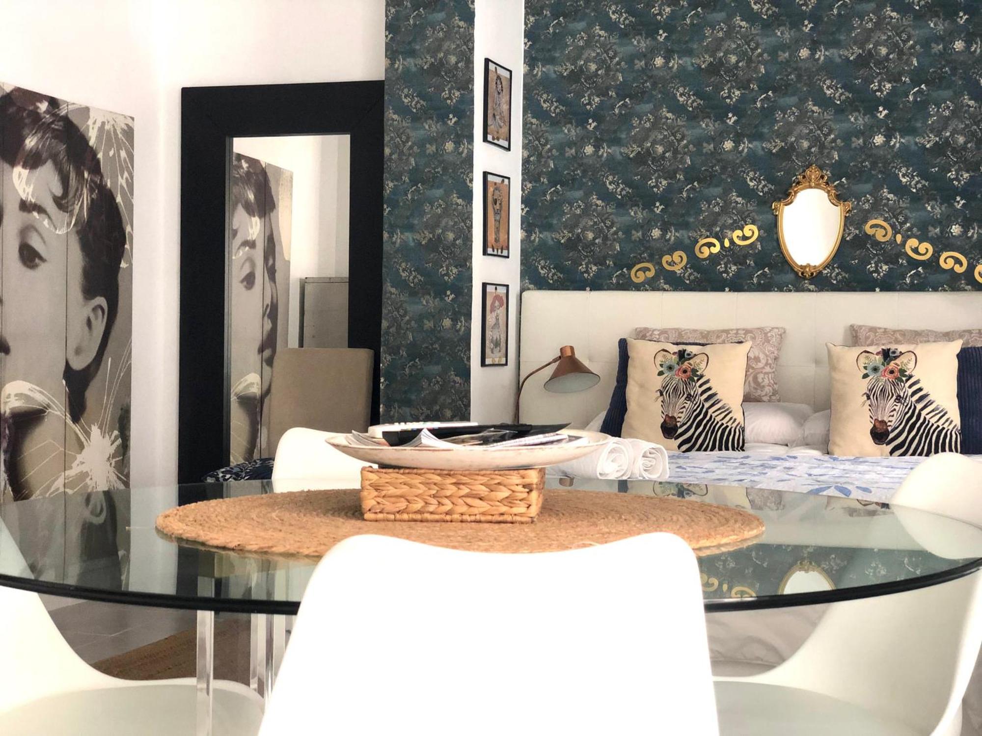 Apartamento La Gitana Y El Rey Sol Málaga Exterior foto